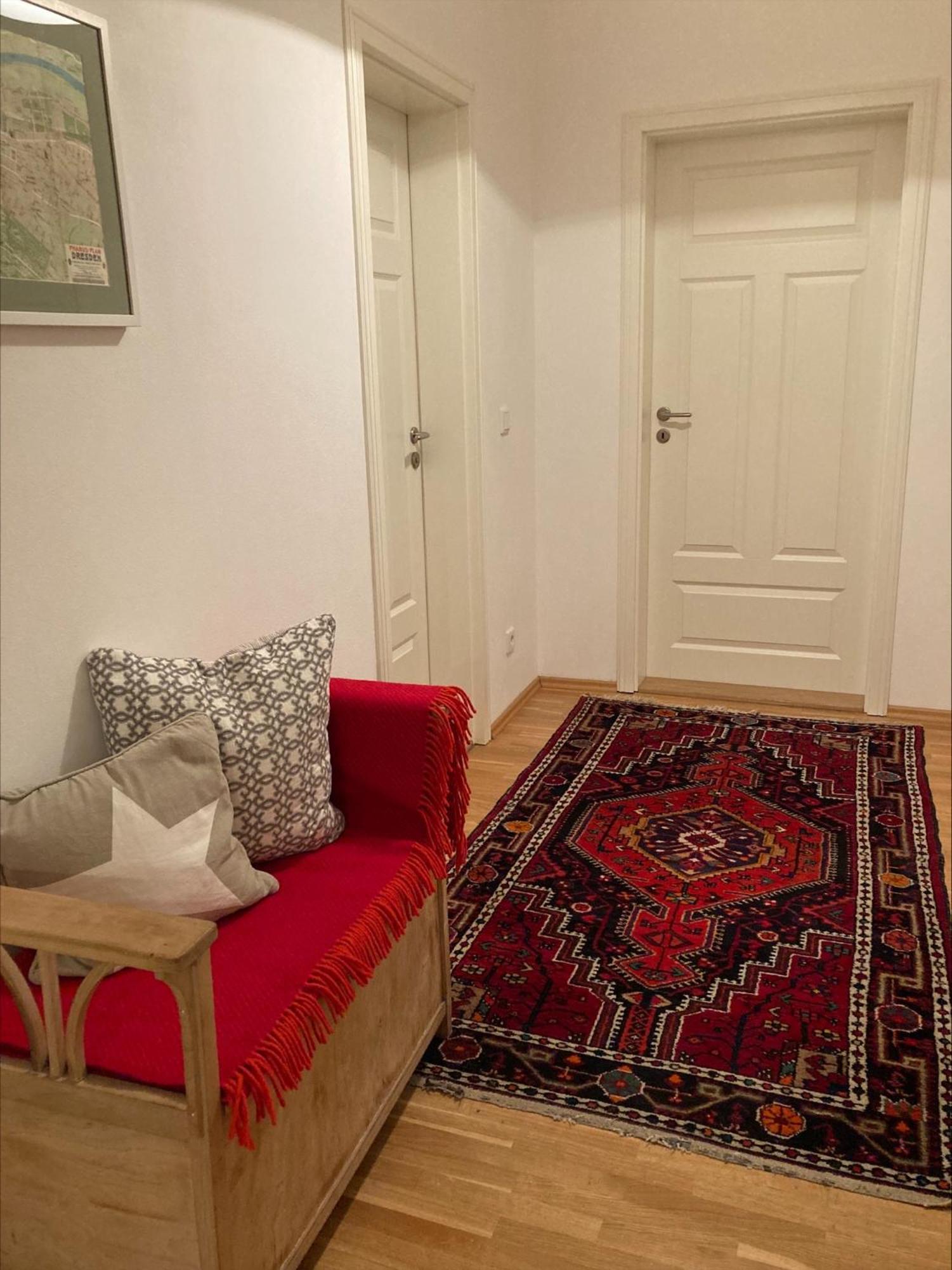 Traumhafte Etagenwohnung In Guenderzeitvilla Dresda Esterno foto